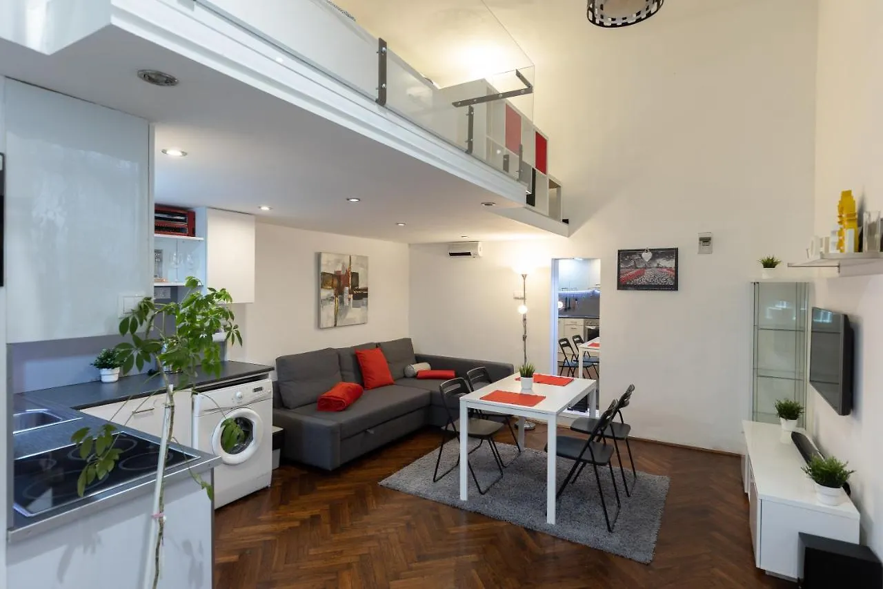 Bright & Shine Apartment Budapesta Ungaria
