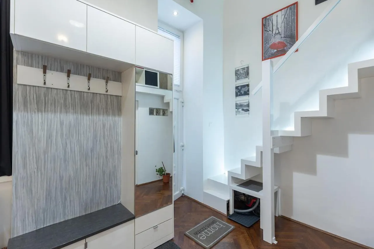 Bright & Shine Apartment Budapest